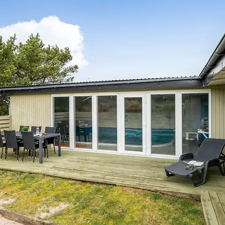 Yorik - 800m From The Sea By Interhome Semesterbostad